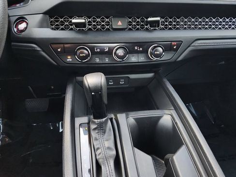 Certified 2023 Honda Accord EX image 27