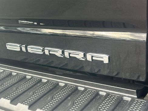 Used 2024 GMC Sierra 2500 Denali Ultimate w/ Snow Plow Prep/Camper Package image 7