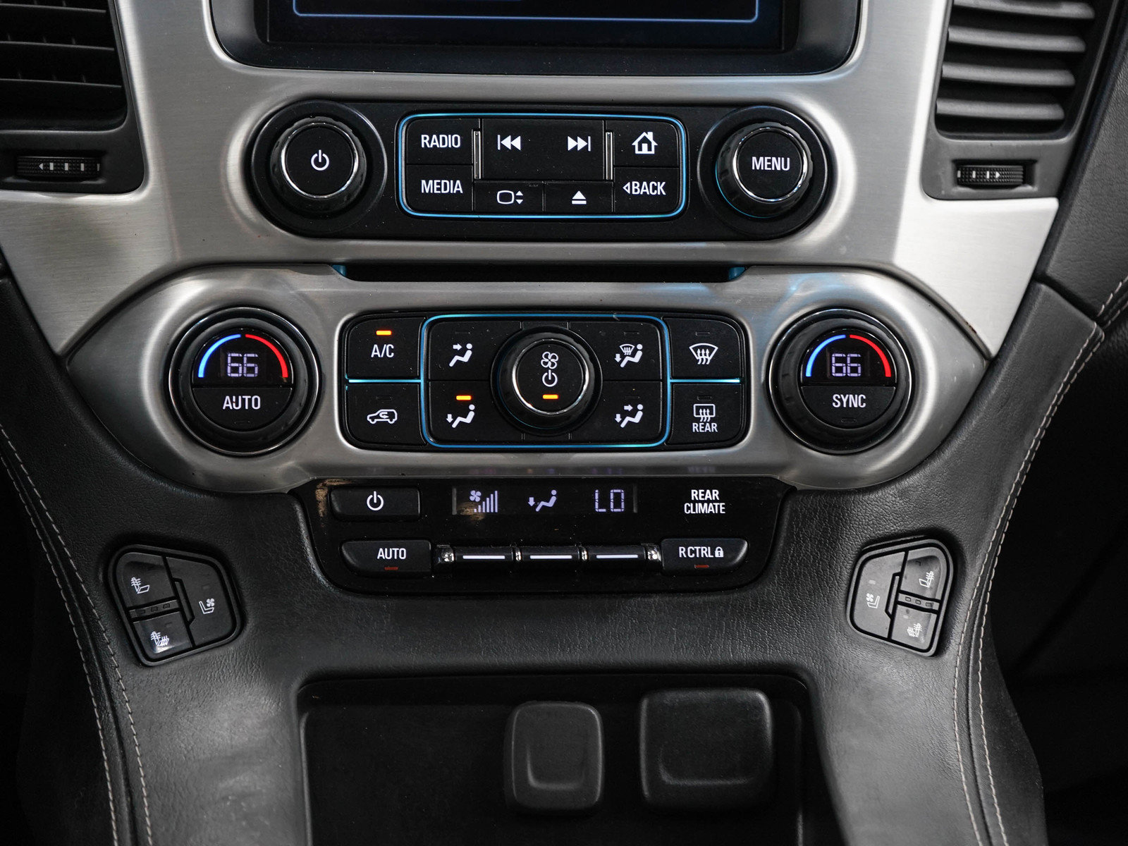 Used 2019 GMC Yukon XL SLT AWD/4WD image 21