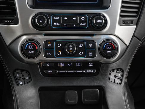 Used 2019 GMC Yukon XL SLT AWD/4WD image 21