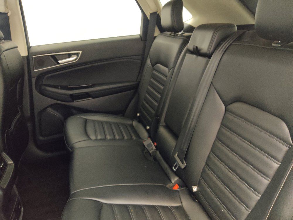 Used 2020 Ford Edge SEL w/ Convenience Package FWD image 18