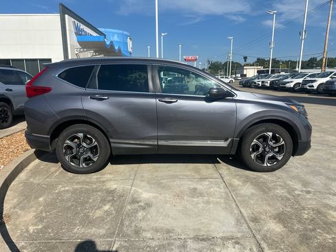 Used 2018 Honda CR-V Touring image 6