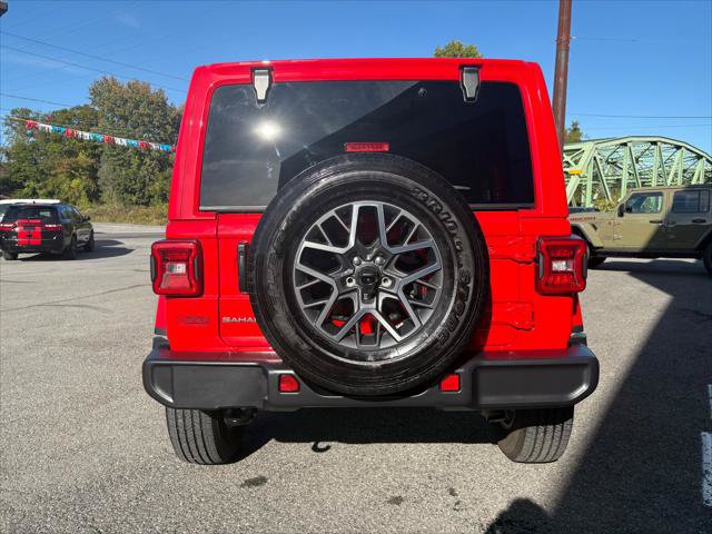 Certified 2026 Jeep Wrangler Unlimited Sahara AWD/4WD image 9
