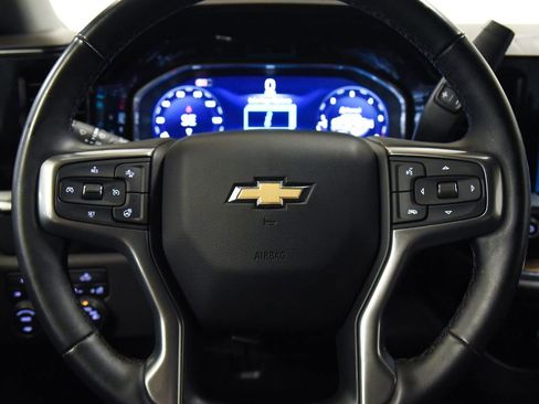 Used 2024 Chevrolet Silverado 1500 LT AWD/4WD image 30