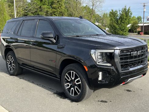 Used 2024 GMC Yukon AT4 w/ AT4 Premium Plus Package image 2
