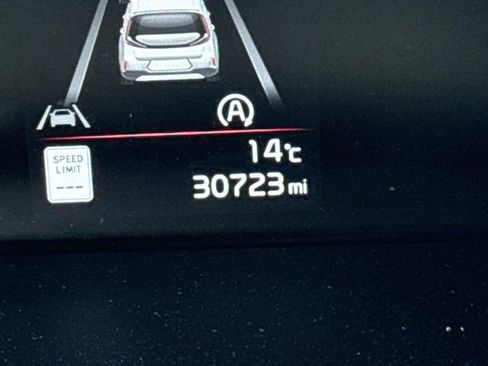 Used 2025 Kia Soul LX w/ LX Technology Package image 28