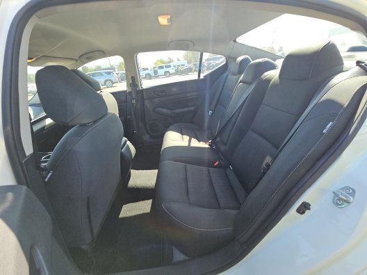 Used 2024 Nissan Altima 2.5 SV FWD image 9
