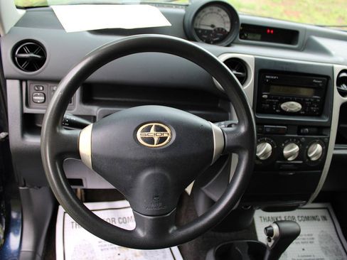 Used 2005 Scion xB FWD image 18