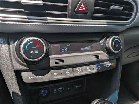 Used 2019 Hyundai Kona Ultimate FWD image 36