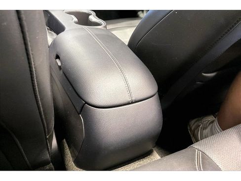 Used 2019 Ford Mustang GT Premium w/ Equipment Group 401A RWD image 34