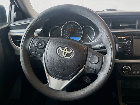 Used 2015 Toyota Corolla LE image 17