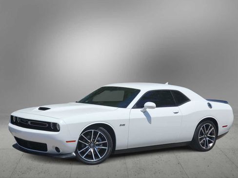Used 2023 Dodge Challenger R/T w/ Plus Package RWD image 1