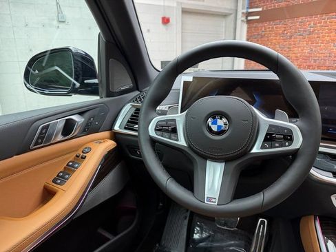 Used 2026 BMW X5 xDrive40i w/ M Sport Package AWD/4WD image 13