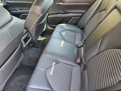 Used 2020 Toyota Camry SE w/ Convenience Package FWD image 26