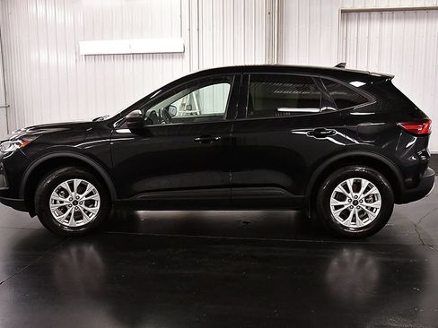 Used 2025 Ford Escape Active AWD/4WD image 4