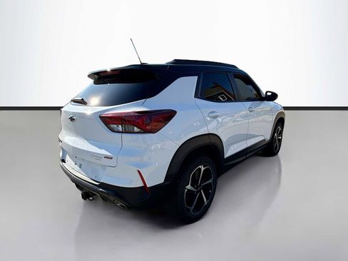 Used 2023 Chevrolet TrailBlazer RS w/ Technology Package image 3