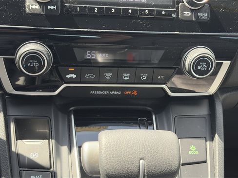 Used 2017 Honda CR-V LX image 30