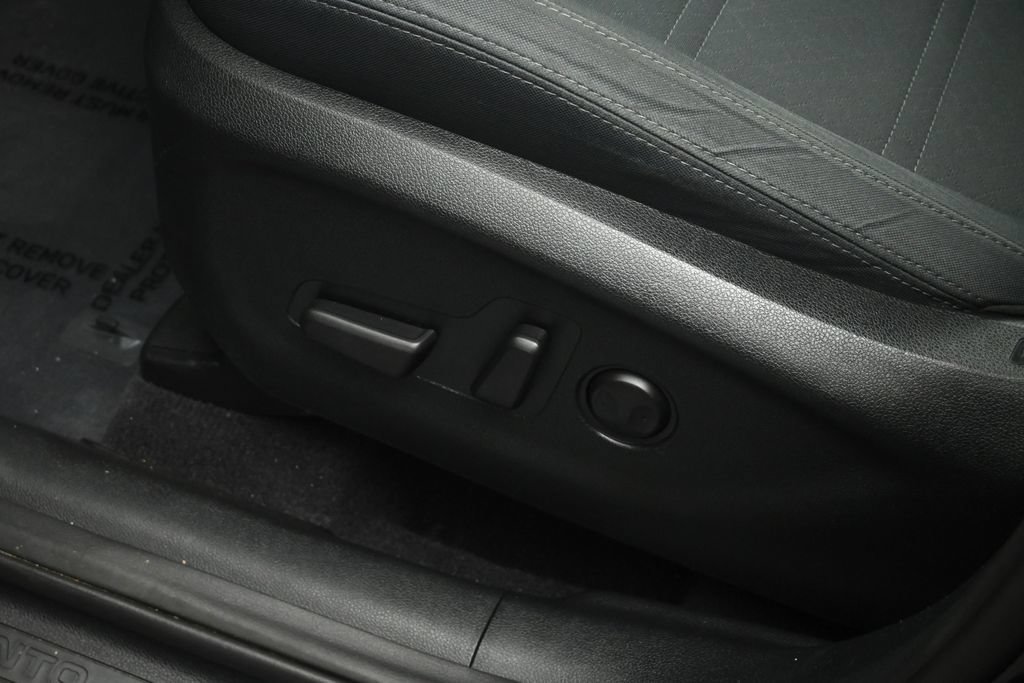 Used 2019 Kia Sorento S AWD/4WD image 48