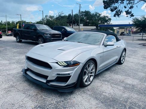 Used 2019 Ford Mustang GT Premium w/ Equipment Group 401A RWD image 11