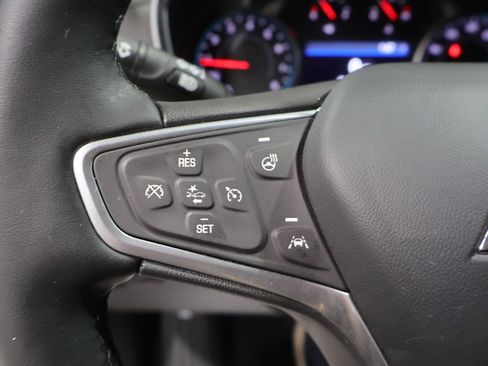 Used 2023 Chevrolet Equinox LT AWD/4WD image 38