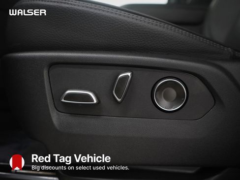 Used 2025 GMC Yukon Denali image 25