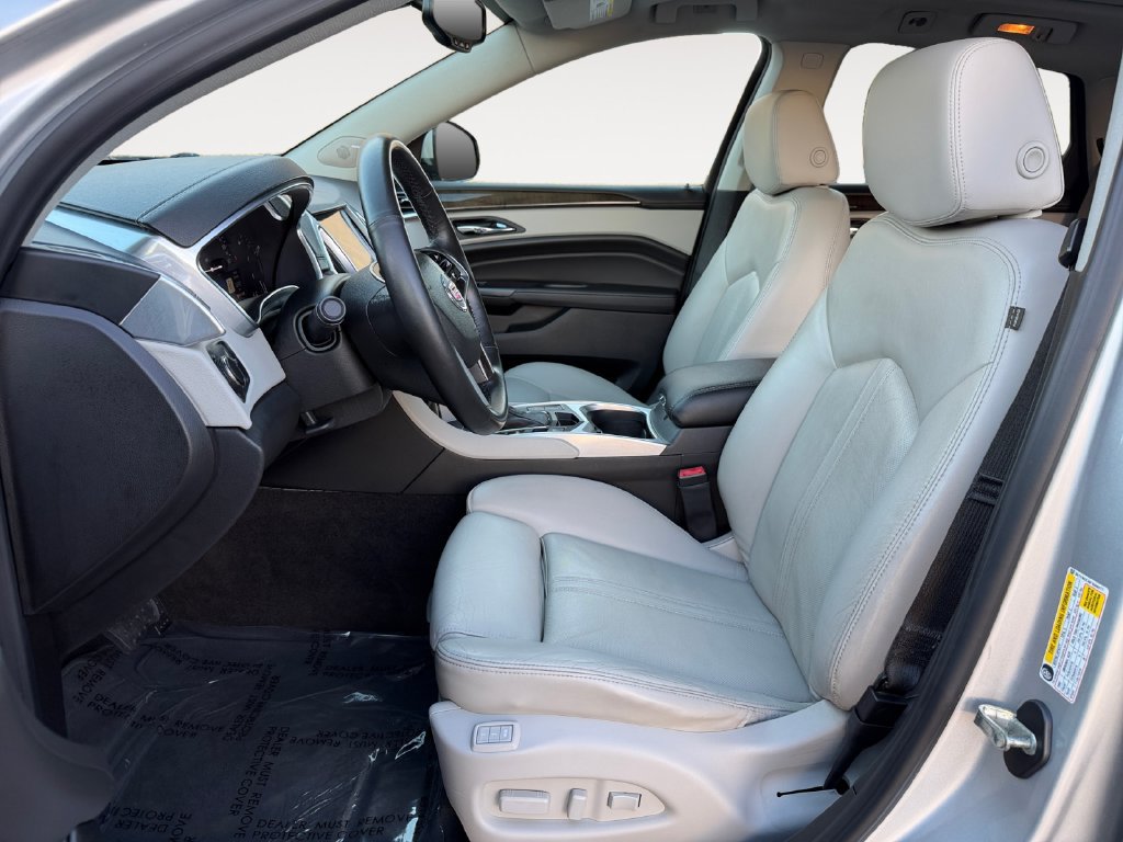 Used 2015 Cadillac SRX Luxury AWD/4WD image 14