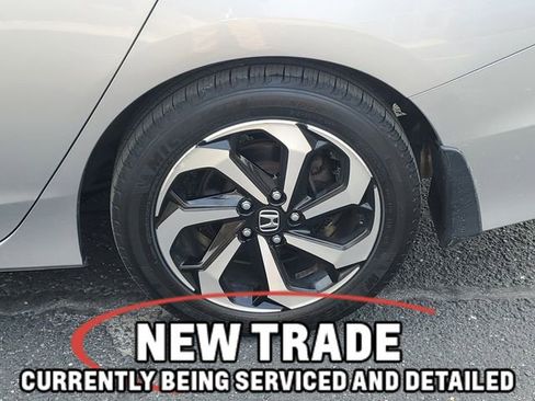 Used 2016 Honda Accord EX-L image 5