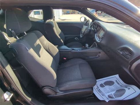 Used 2019 Dodge Challenger SXT w/ Cold Weather Group image 28