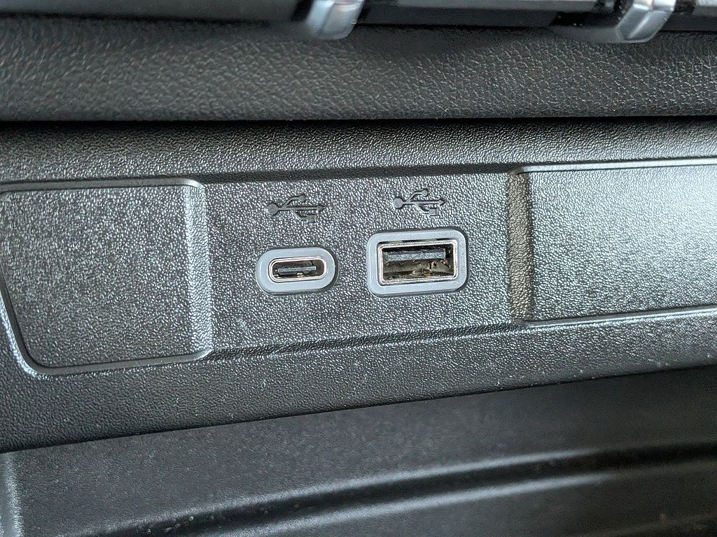 Certified 2025 Chevrolet Colorado Trail Boss AWD/4WD image 20