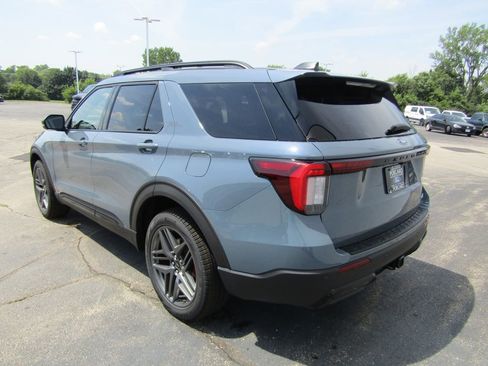 New 2025 Ford Explorer ST-Line w/ Premium Package image 4