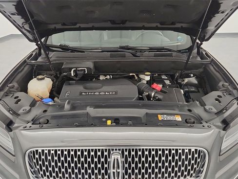 Used 2019 Lincoln Nautilus Reserve image 30