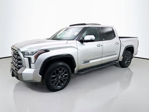 Used 2025 Toyota Tundra Platinum image 3