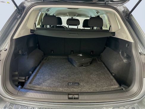 Used 2023 Volkswagen Tiguan S AWD/4WD image 29