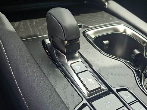 New 2026 Lexus RX 450h AWD image 10