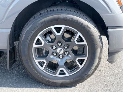 Used 2025 Ford F150 STX w/ Equipment Group 200A RWD image 34