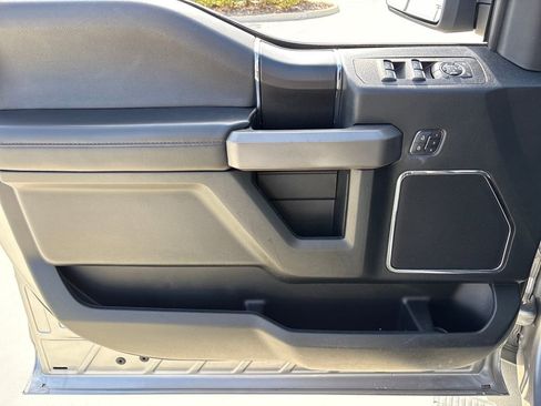 Used 2020 Ford F150 Platinum w/ Equipment Group 701A Luxury image 16