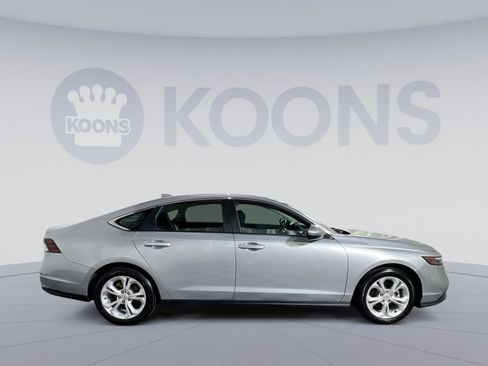 Used 2025 Honda Accord LX image 8