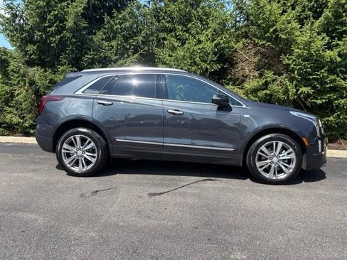 Used 2023 Cadillac XT5 Premium Luxury AWD/4WD image 9