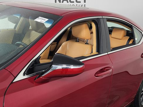 New 2025 Lexus ES 350 w/ Premium Package image 12