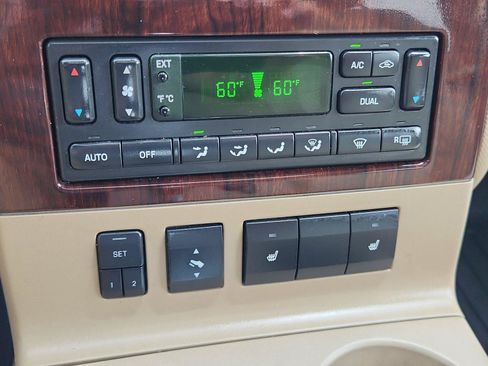 Used 2007 Ford Explorer Limited AWD/4WD image 27