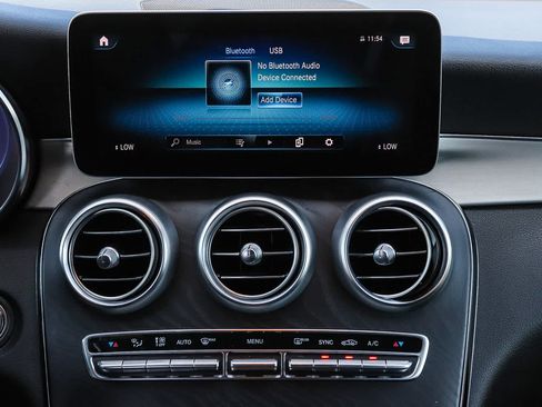 Used 2021 Mercedes-Benz GLC 300 image 18