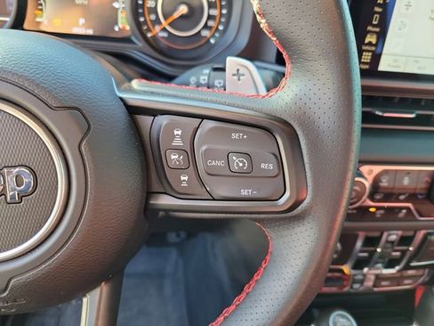 Used 2024 Jeep Wrangler Unlimited Rubicon 392 image 16