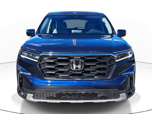 Certified 2025 Honda Pilot EX-L image 2