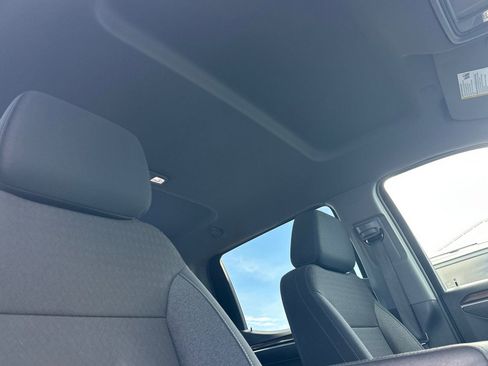 Used 2025 Chevrolet Silverado 1500 LT image 18