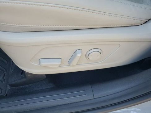 Used 2023 Kia Sorento EX w/ Panoramic Sunroof Package FWD image 26