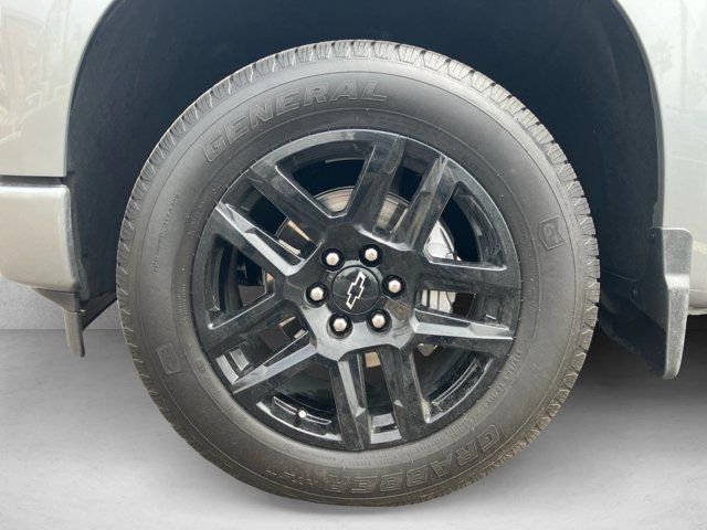 Used 2026 Chevrolet Silverado 1500 Custom w/ LPO, Dark Essentials Package RWD image 23