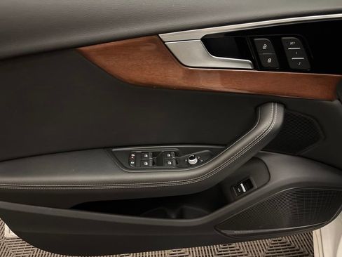 Used 2022 Audi A4 2.0T Premium Plus w/ Premium Plus Package image 10