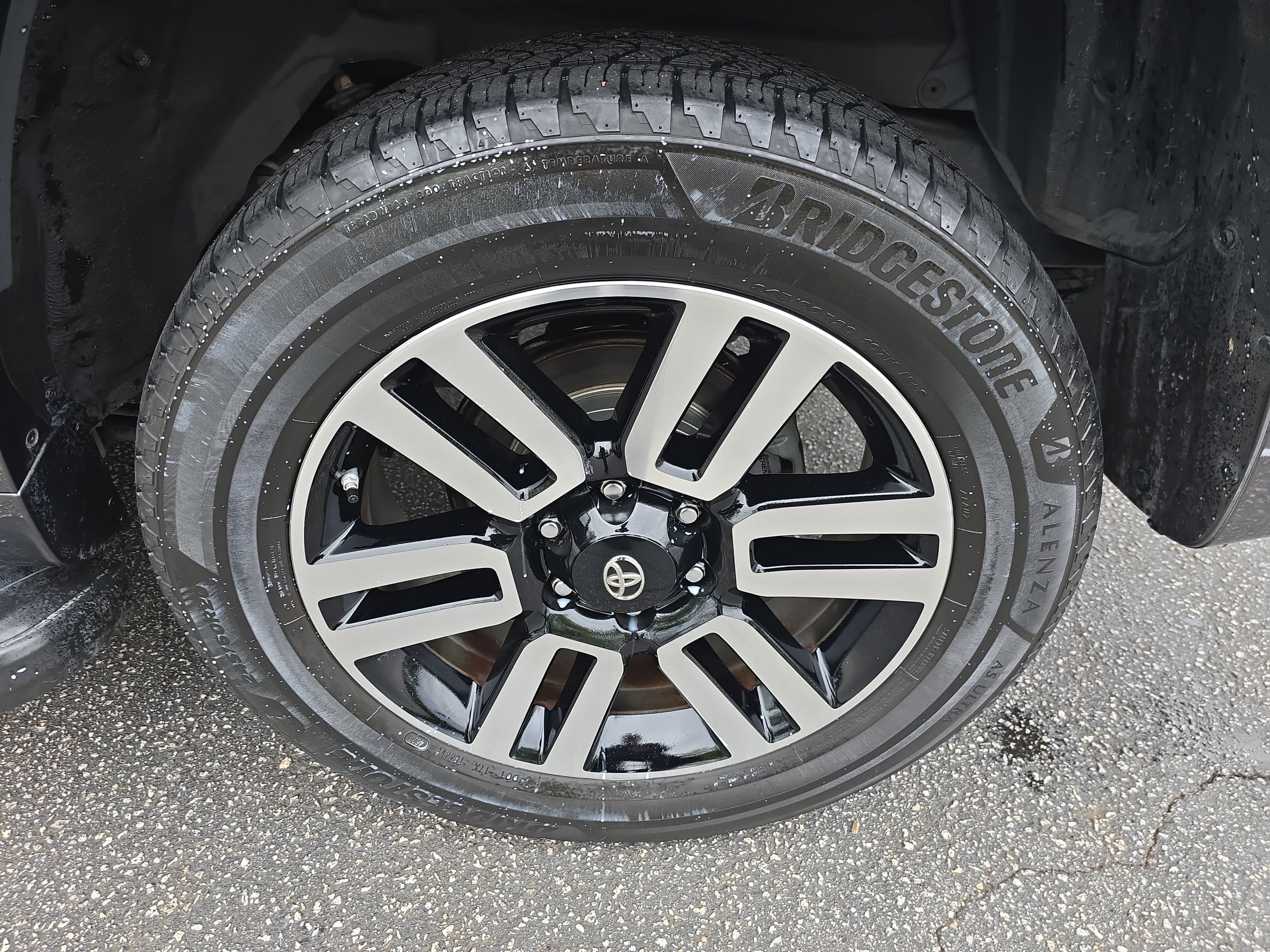 Used 2016 Toyota 4Runner Limited AWD/4WD image 32