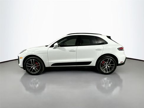Certified 2026 Porsche Macan S AWD/4WD image 2