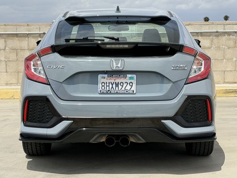 Used 2019 Honda Civic Sport Touring image 9